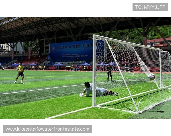 点球制胜，凉山客场1∶0不败收官